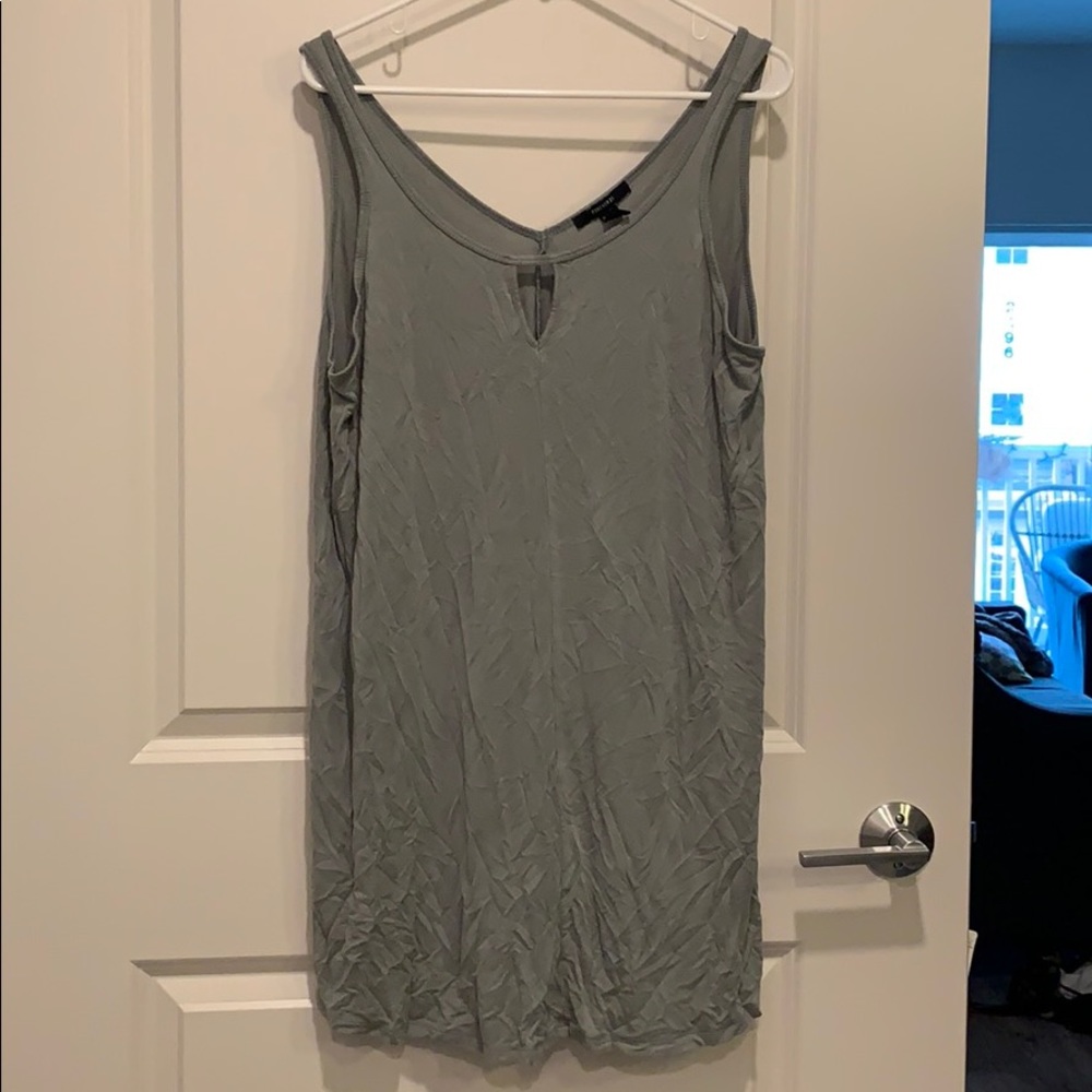 Shift tank dress with keyhole
